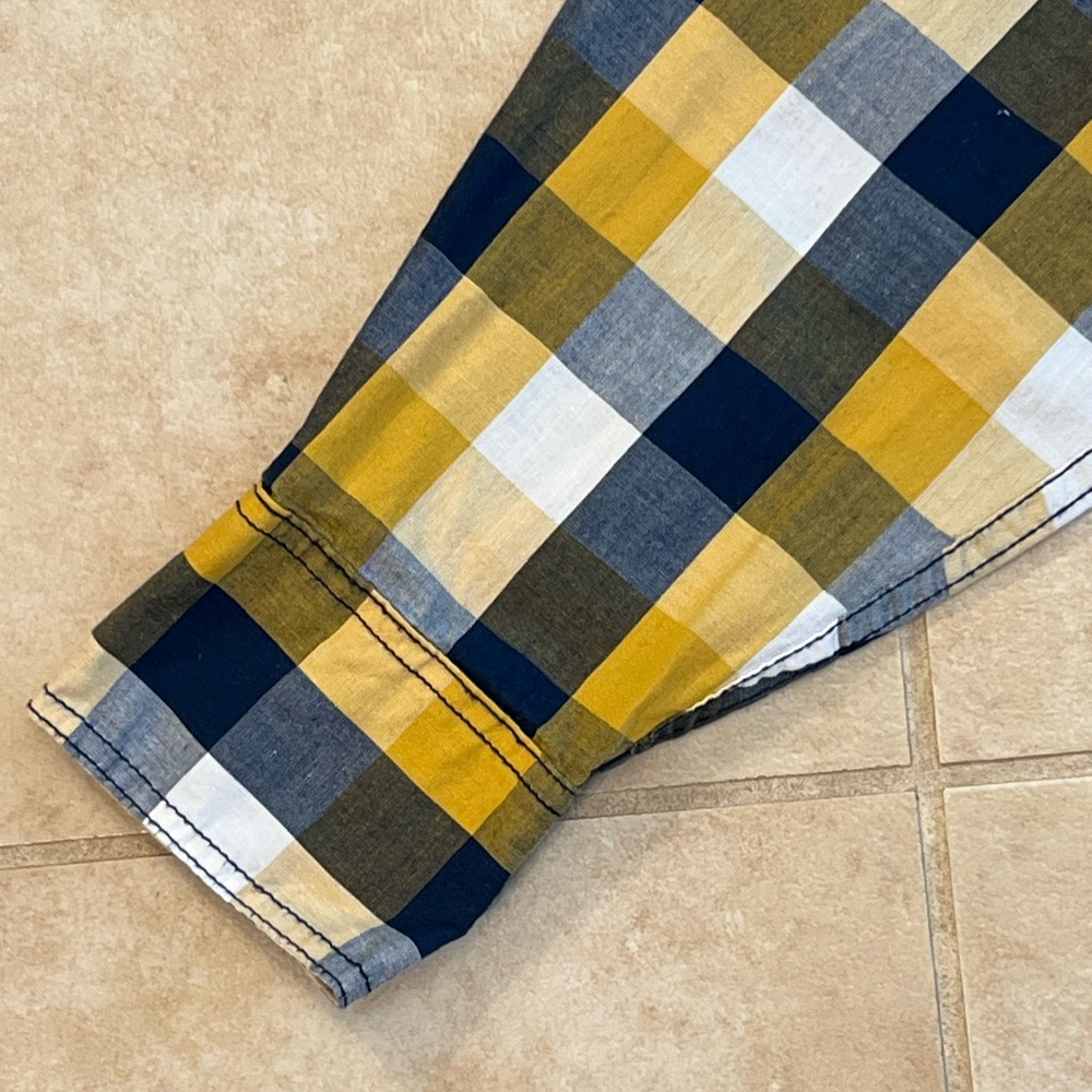 Boys 18/20 (XL) Yellow and Navy Blue Plaid Button Up Shirt - Picture 5 of 5